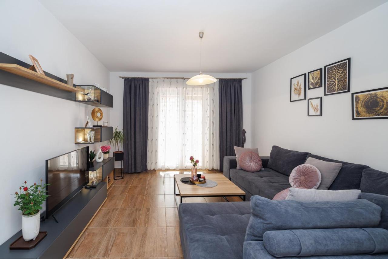 Spacious And Modern App With Big Terrace Malinska Dış mekan fotoğraf