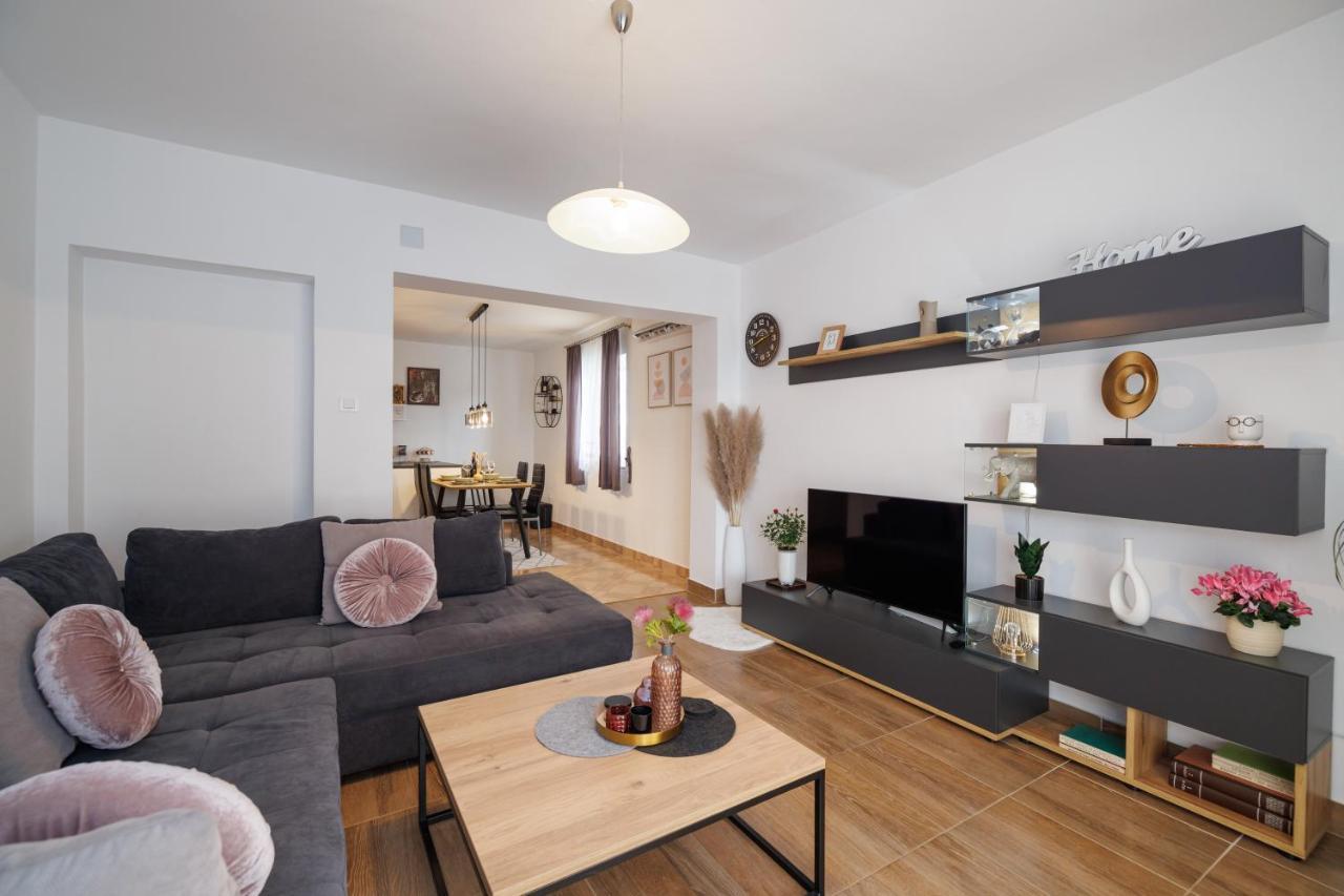 Spacious And Modern App With Big Terrace Malinska Dış mekan fotoğraf