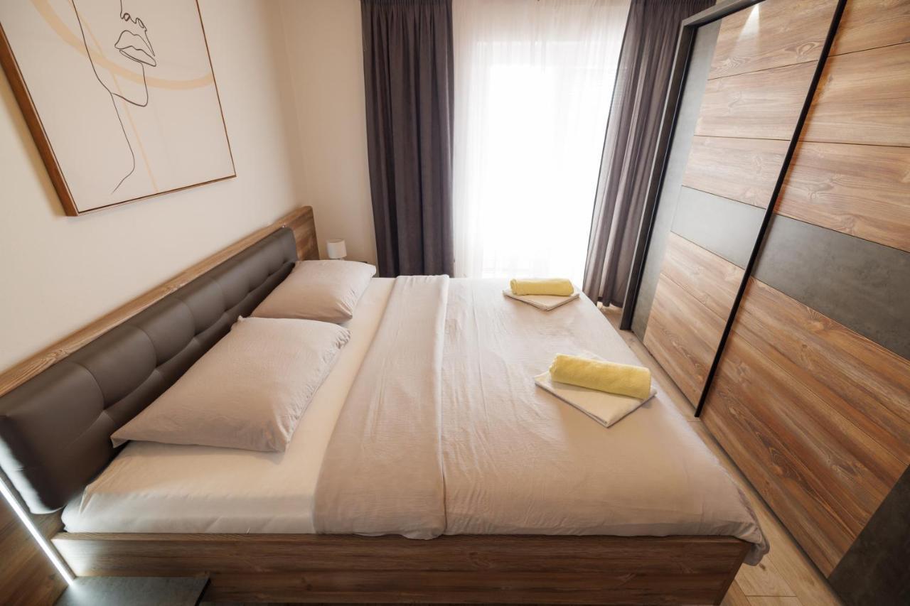Spacious And Modern App With Big Terrace Malinska Dış mekan fotoğraf